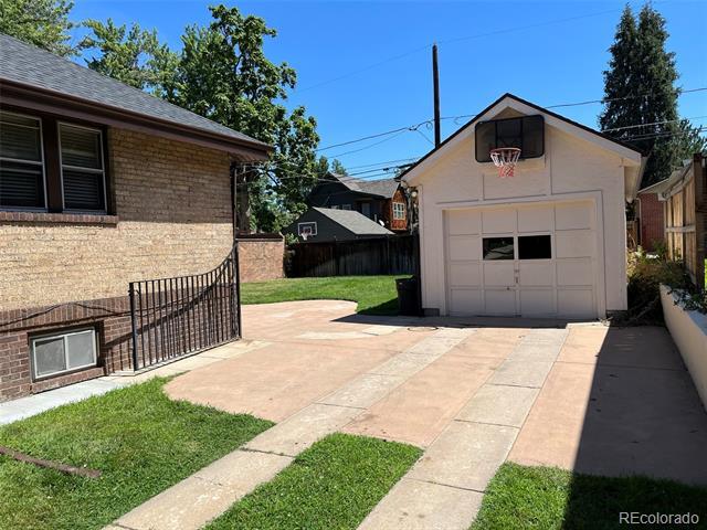 Building Photo - 750 S Gaylord St