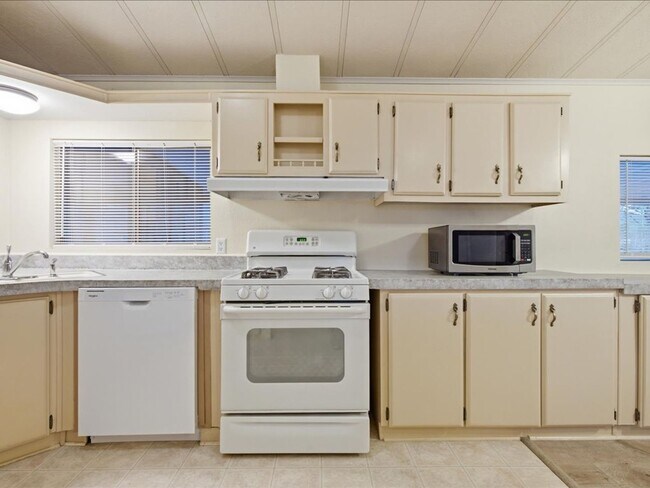 Building Photo - 6124 W Tucson Estates Pkwy
