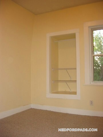 Building Photo - 157 Winthrop St