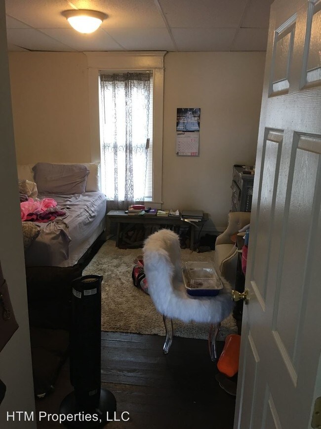 Building Photo - 96 3rd St