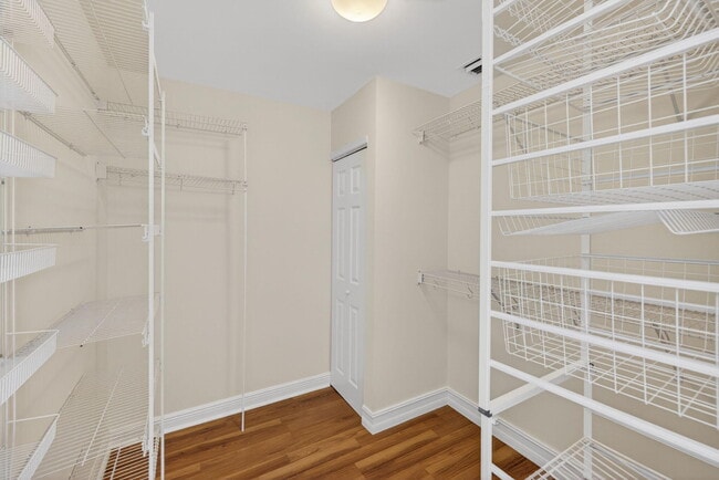 Building Photo - 2808 NE 22nd St