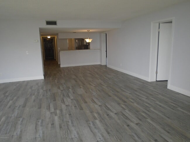Building Photo - 840 N Atlantic Ave