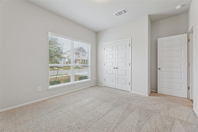 Building Photo - 359 Spiny Lizard Ln