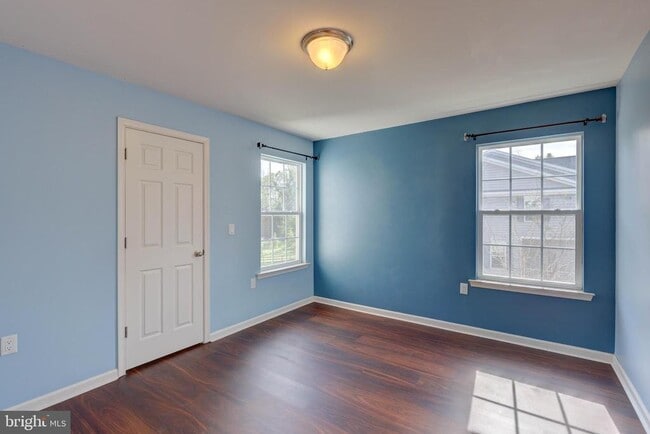 Building Photo - 101 Pearce Ln