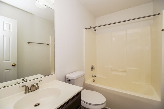 Building Photo - 316 Peachtree Rd