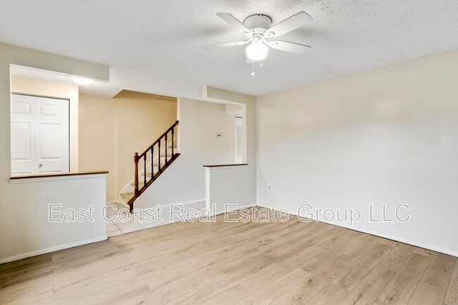 Building Photo - 140 Sandalwood Ct