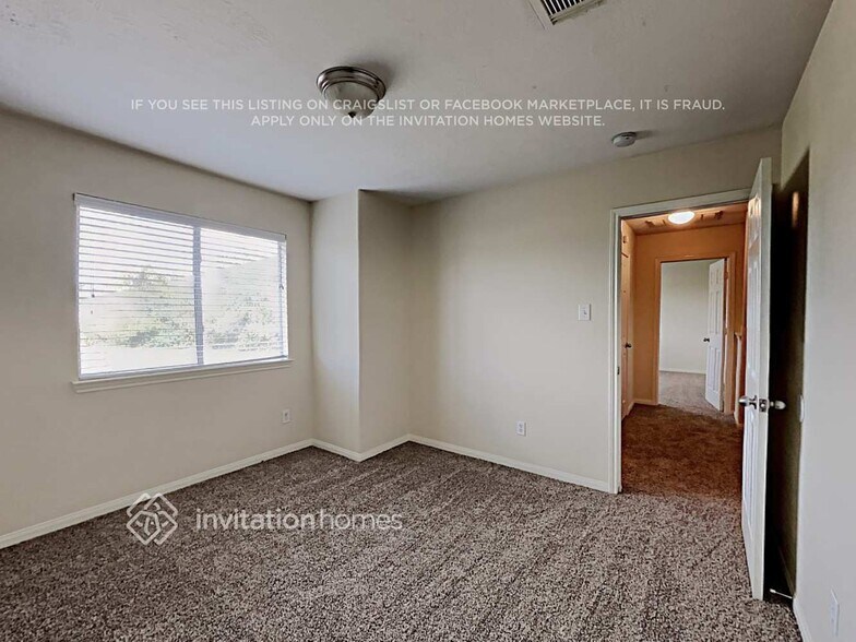 Building Photo - 1015 Redcrest Springs Ct