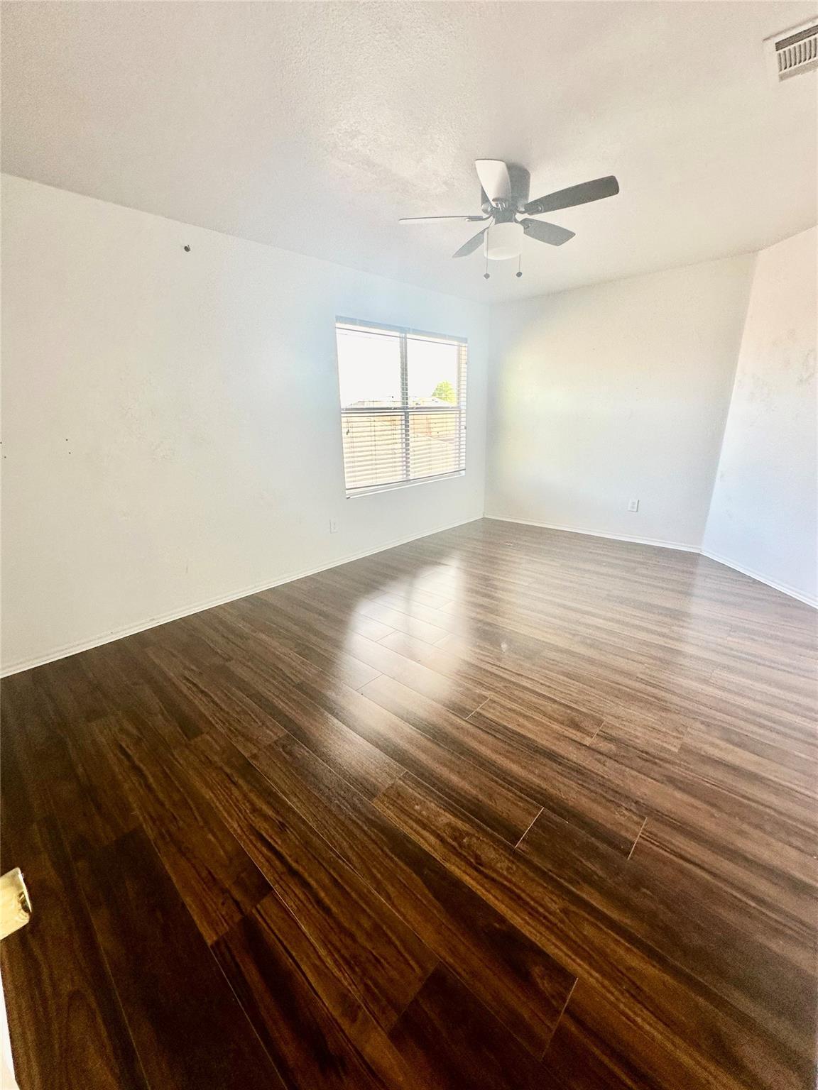 Building Photo - 4900 Meadow Trails Dr