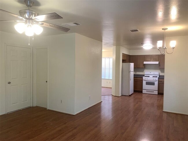 Building Photo - 14045 Maricella Ln