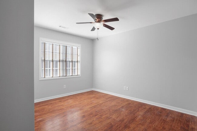 Building Photo - House for Rent in Wilmington with Fenced yard!