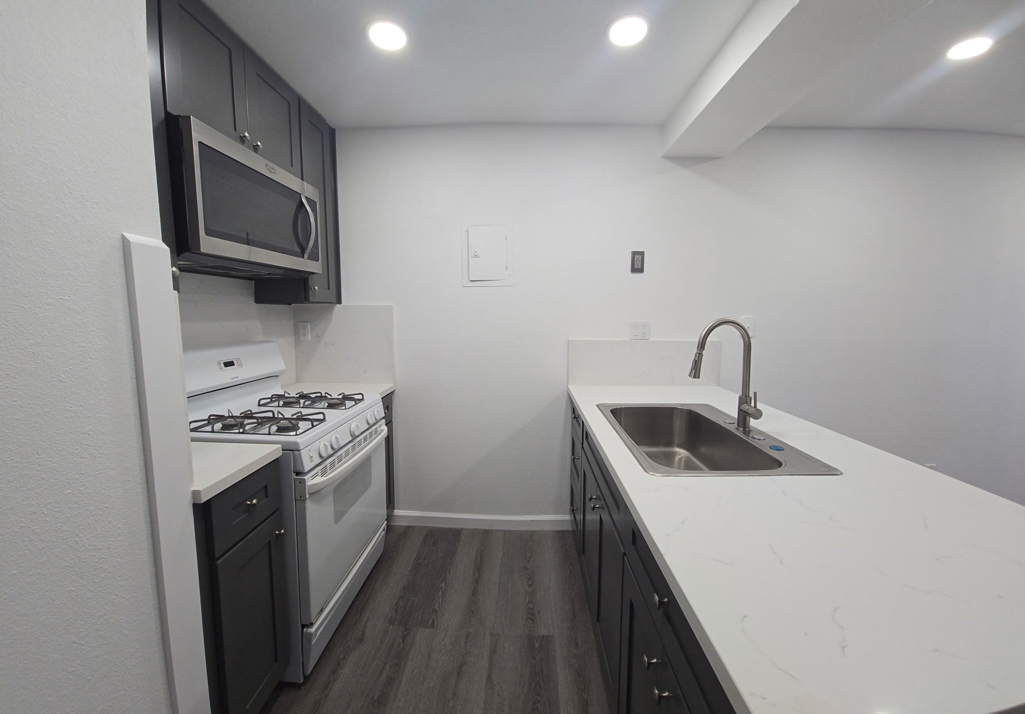 Building Photo - 2255 Cahuilla St