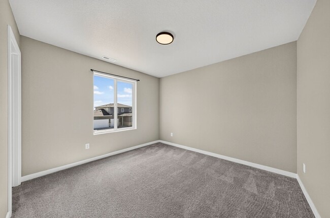 Building Photo - 466 Indian Grass St