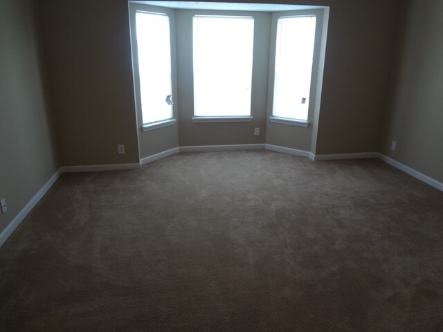 Building Photo - 4648 Birmingham Drive