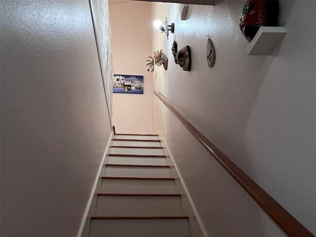 Building Photo - 2100 Commonwealth St