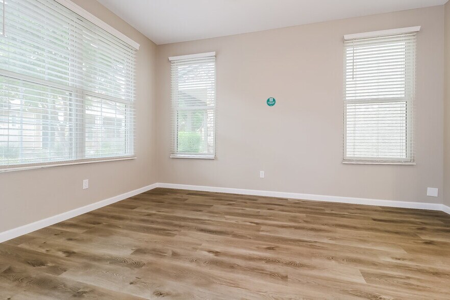 Building Photo - 28926 N 124th Dr