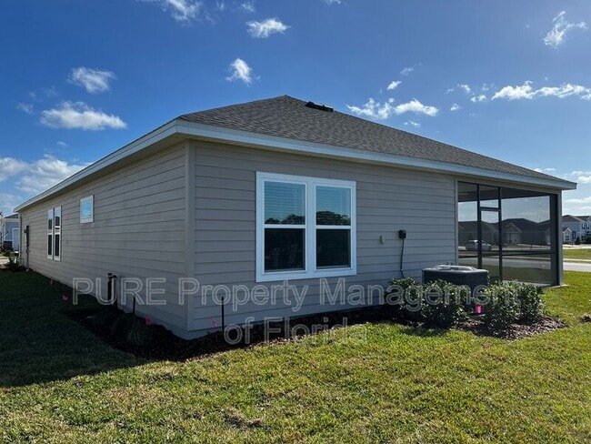 Building Photo - 9025 SW 58th Cir