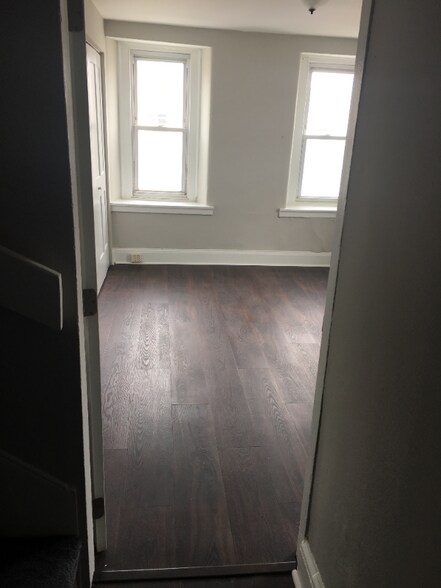 Building Photo - 4316 Dexter St