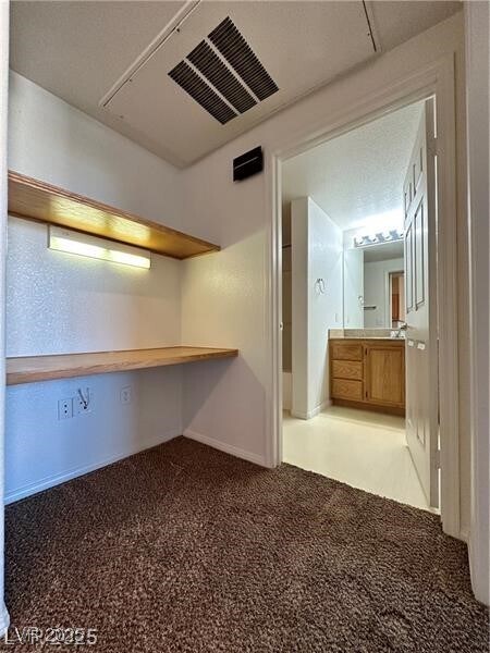 Building Photo - 10550 W Alexander Rd