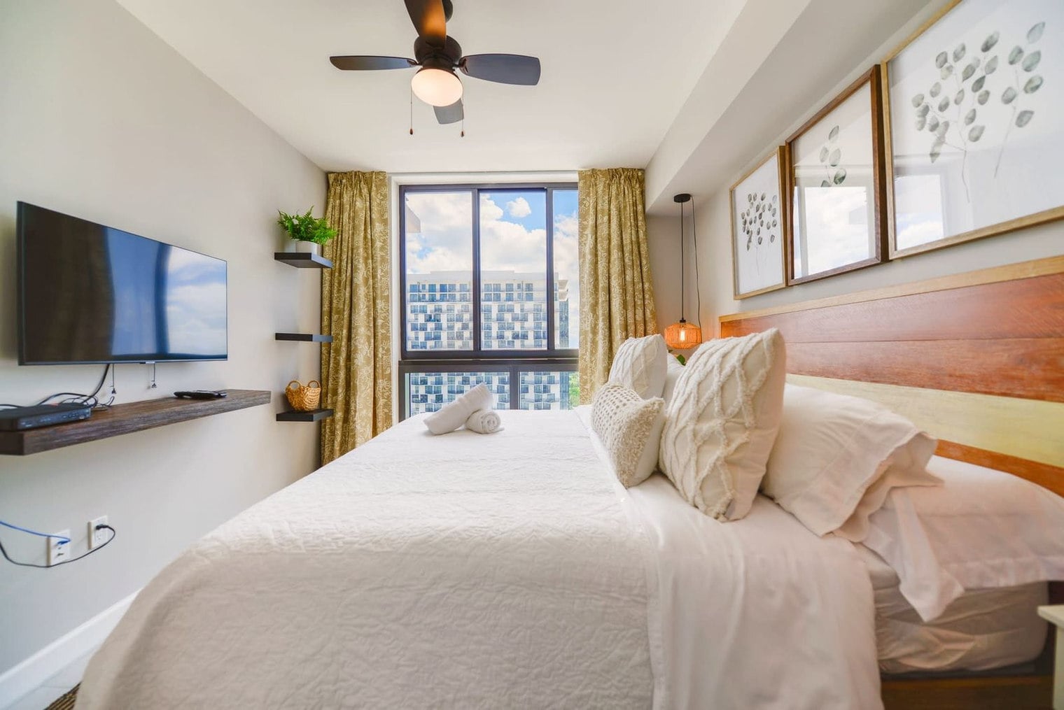 Building Photo - 5350 NW 84th Ave