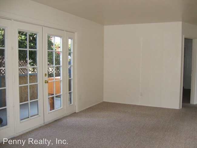 Building Photo - 4424 Fanuel St