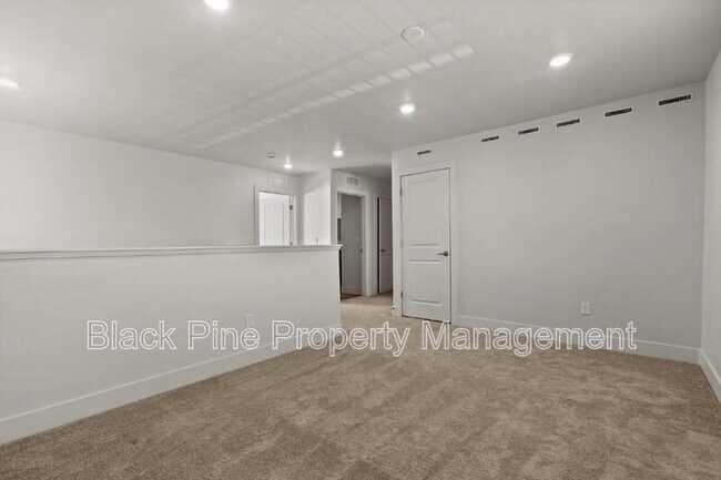 Building Photo - 11130 Aspen Hl Dr