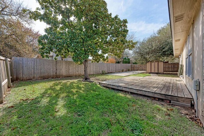 Building Photo - 2317 Friarcreek Loop