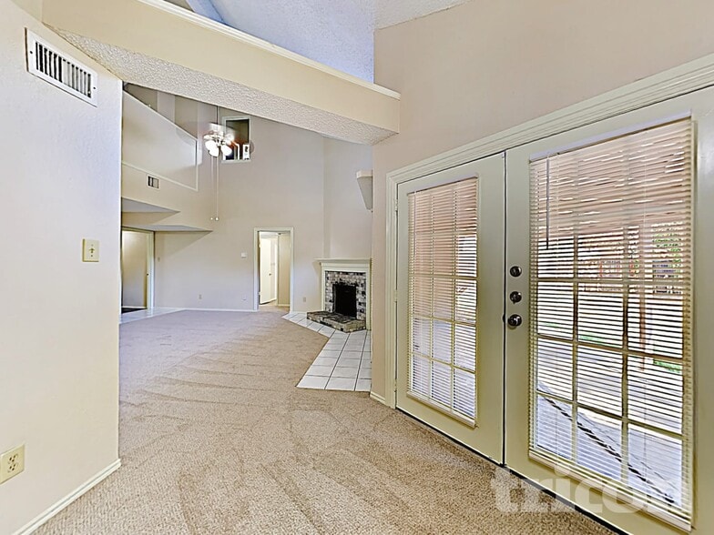 Building Photo - 1304 Farley Dr