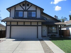 Building Photo - 2618 Valley Oak Way