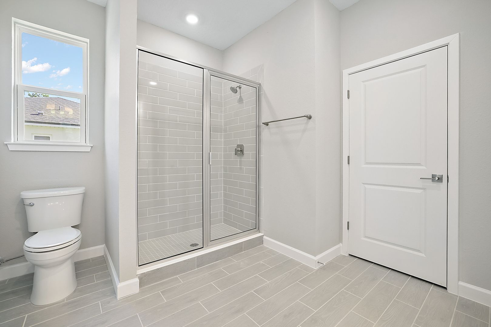 Building Photo - 5454 Rhapsody Ave