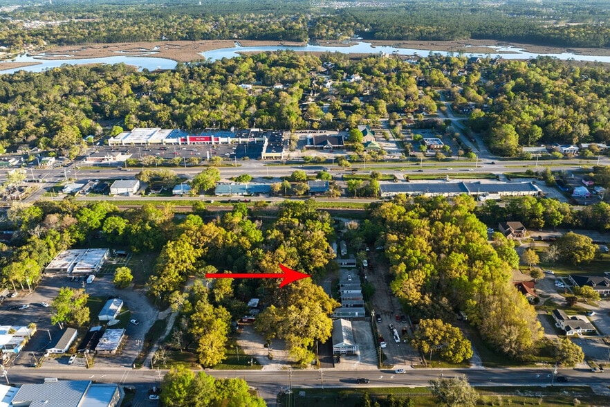 Building Photo - 1911 Government St