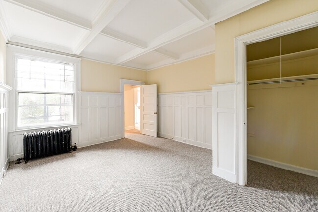 Building Photo - 1724 Lamont St NW