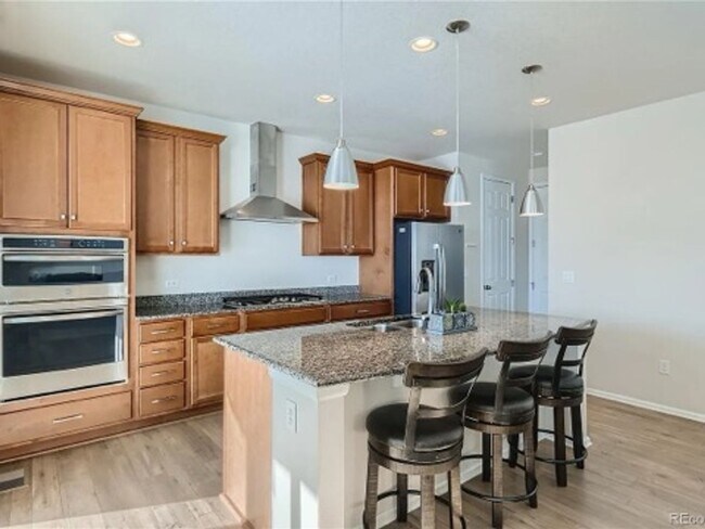 Building Photo - Beautiful Home in Windsor