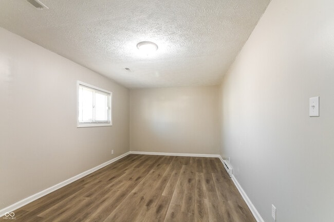 Building Photo - 4701 N Kitley Ave