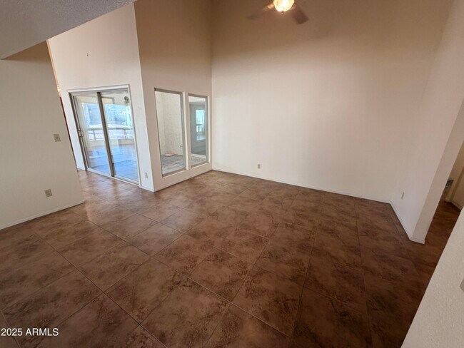 Building Photo - 2526 N 87th Way