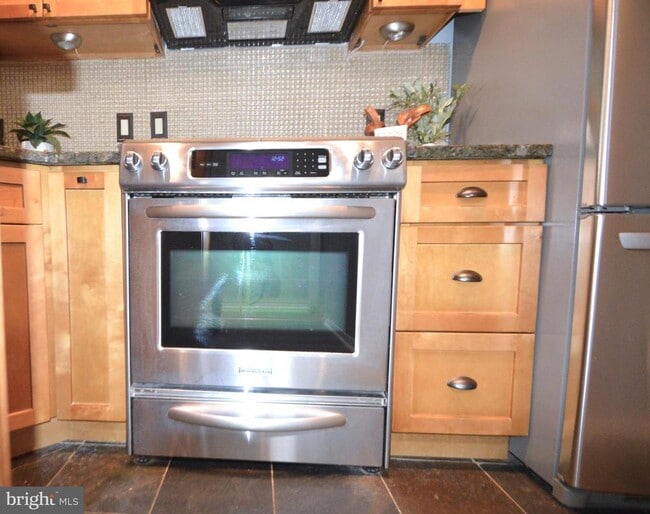 Building Photo - 1245 13th St NW