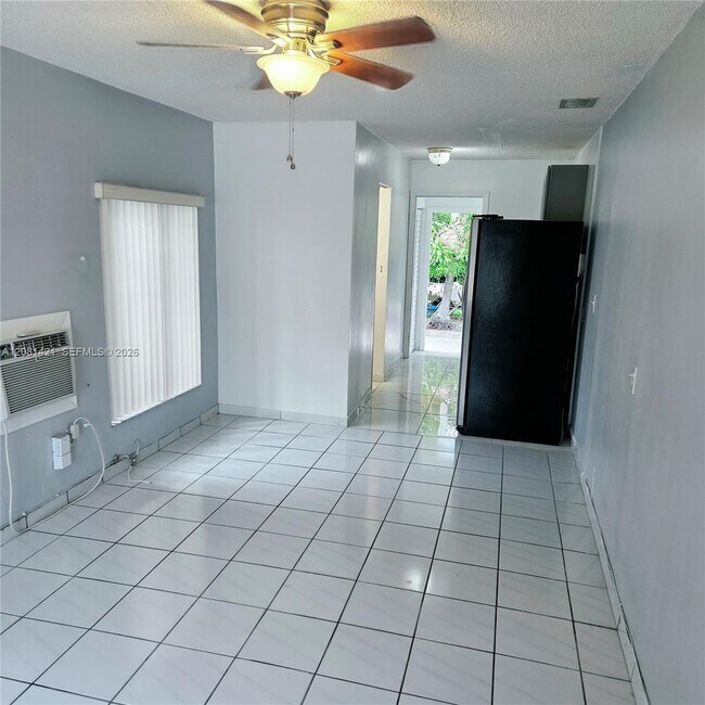 Building Photo - 5871 NW 199th St