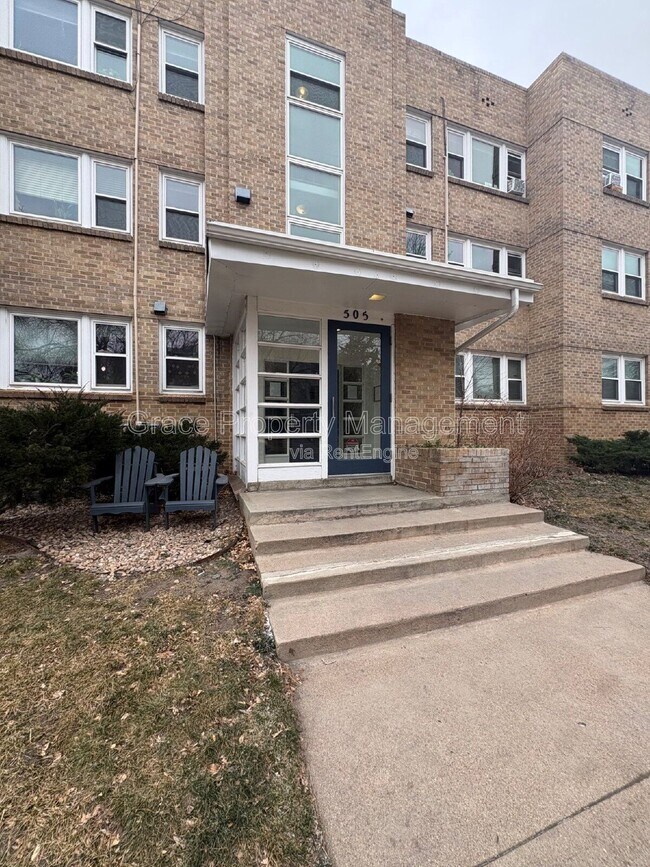 Building Photo - 505 Logan St