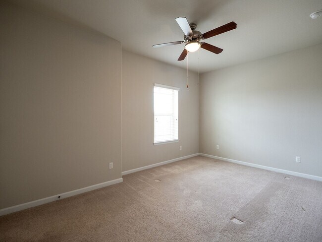 Building Photo - 18612 Rio Chama Ln