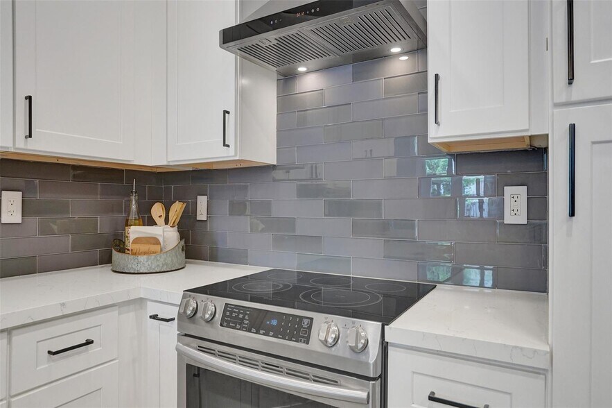 Building Photo - 3467 SW 170th Ter