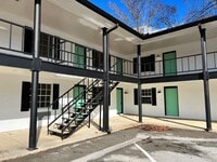 Building Photo - 2845 Dayton Blvd