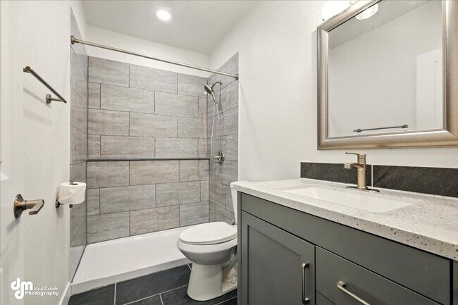 Building Photo - 8561 W Cormorant Way