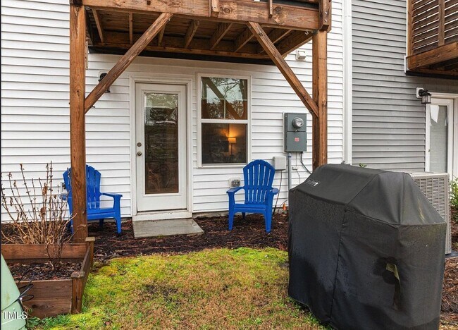 Building Photo - 1052 Shoreside Dr