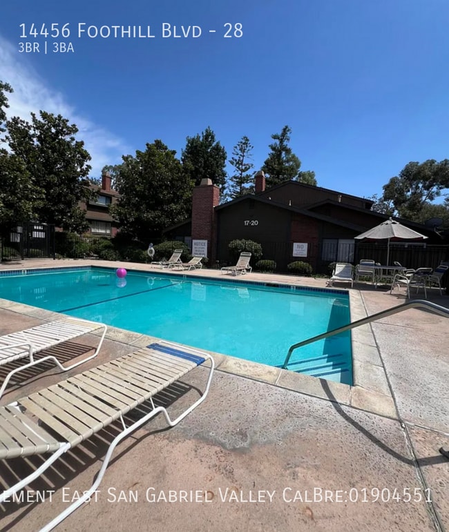 Building Photo - 14456 Foothill Blvd