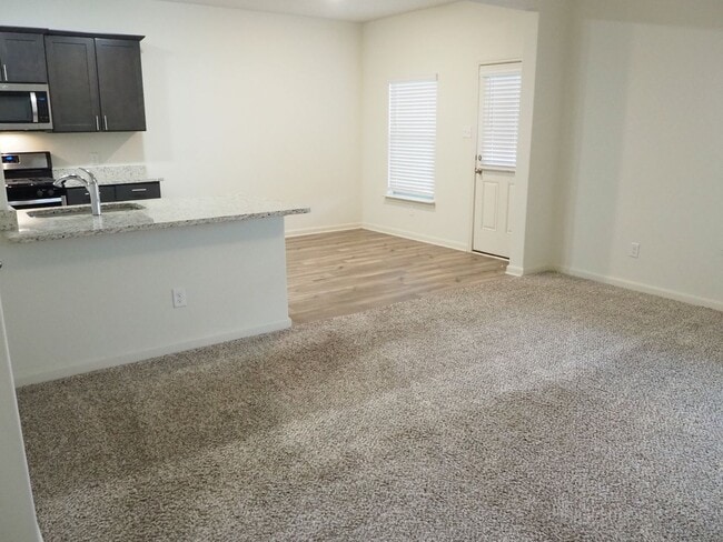 Building Photo - 13832 Musselshell Dr