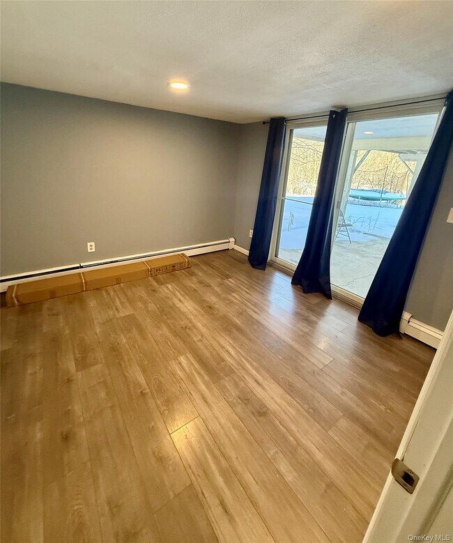 Building Photo - 14 Alary Rd