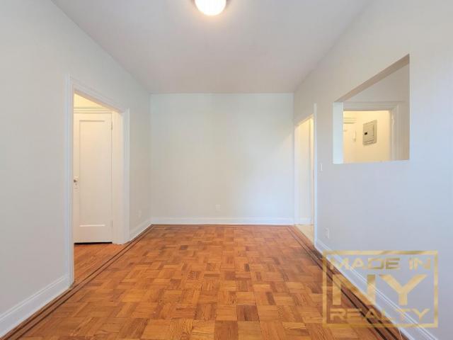 Building Photo - 1 bedroom in ASTORIA NY 11106