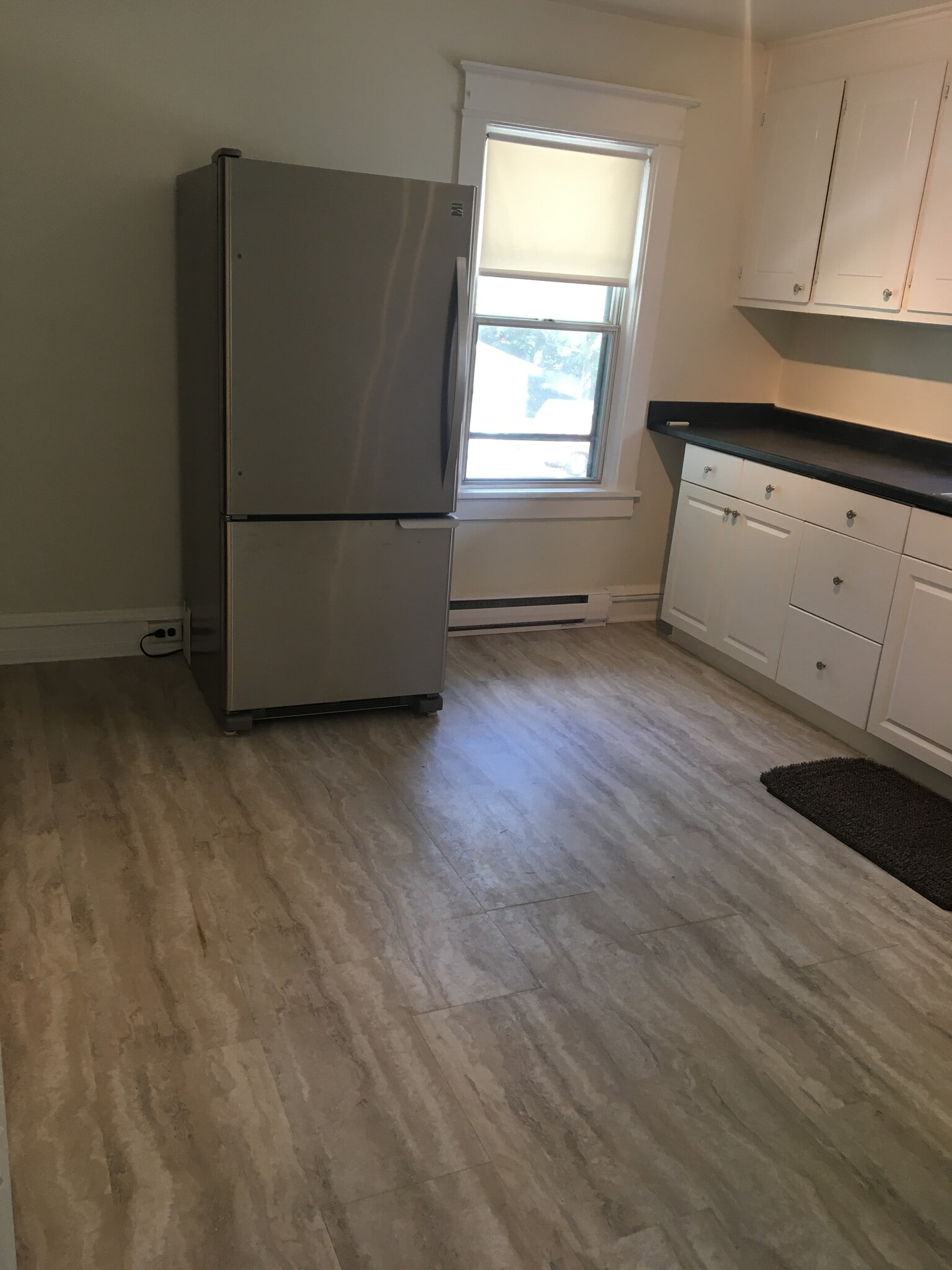 Kitchen - 317 Richey Ave