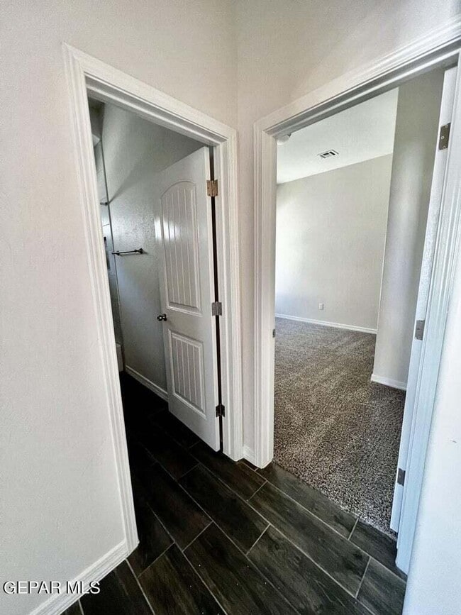 Building Photo - 13652 Glen Vista Ln