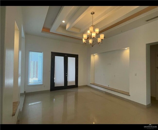 Building Photo - 23 E St