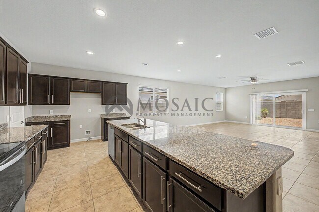 Building Photo - 10617 S 54th Ln